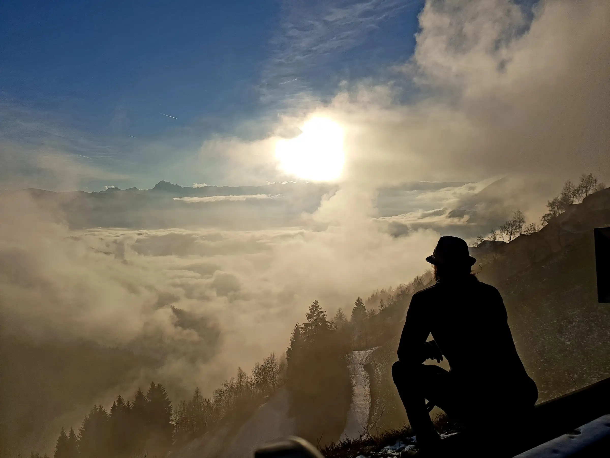Sonne über dem Wolkenmeer