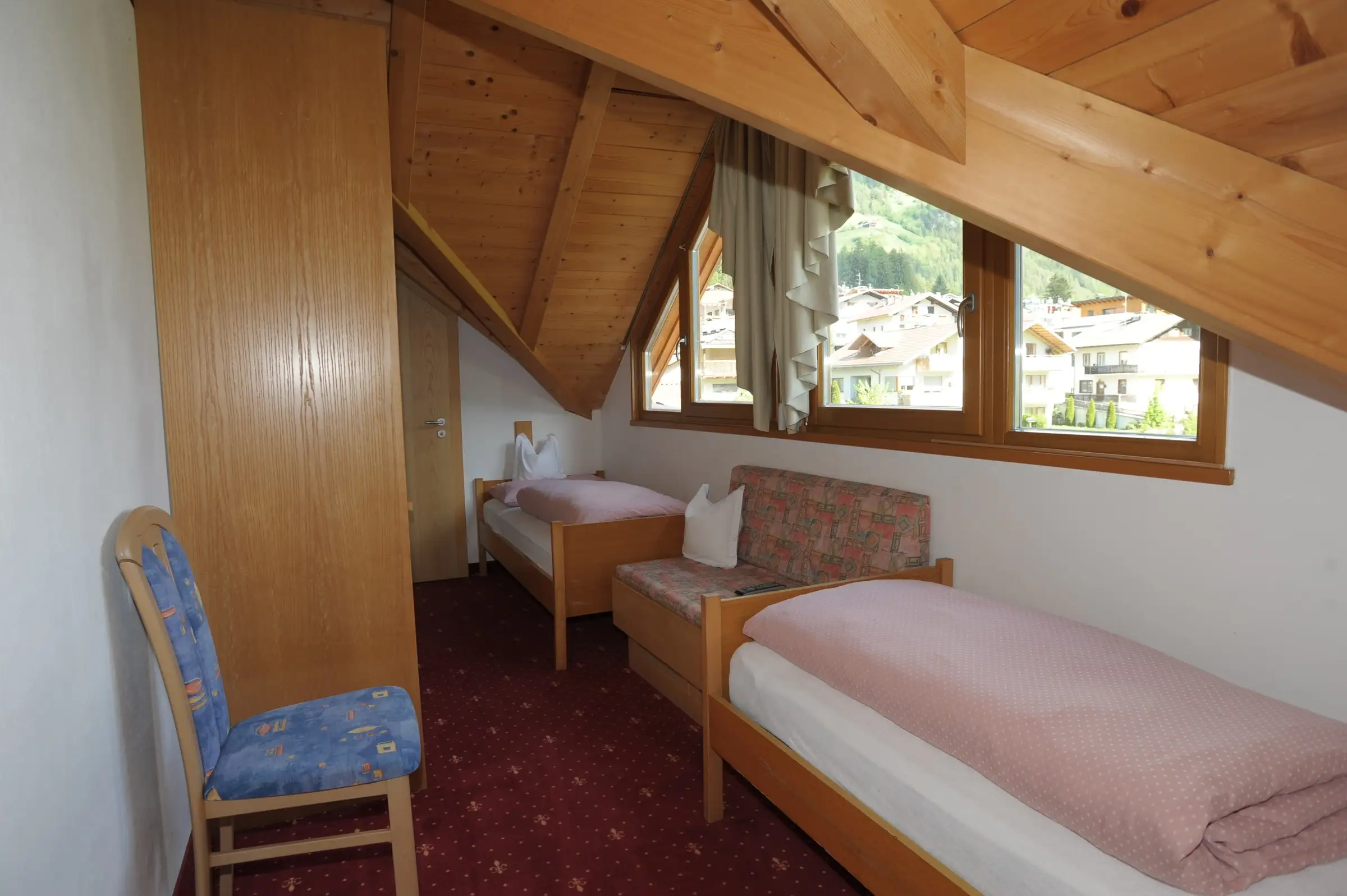 Einzel- und Doppelzimmer 2